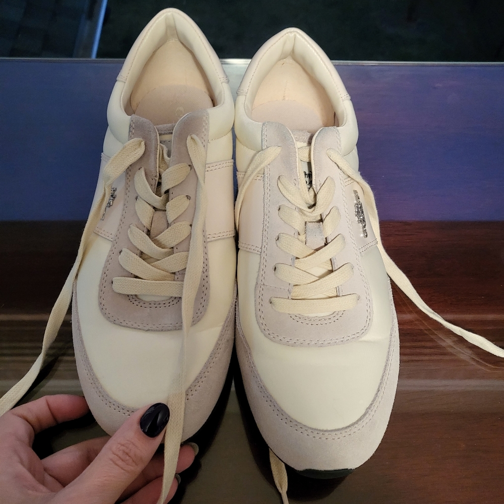Coach off white tennis shoes